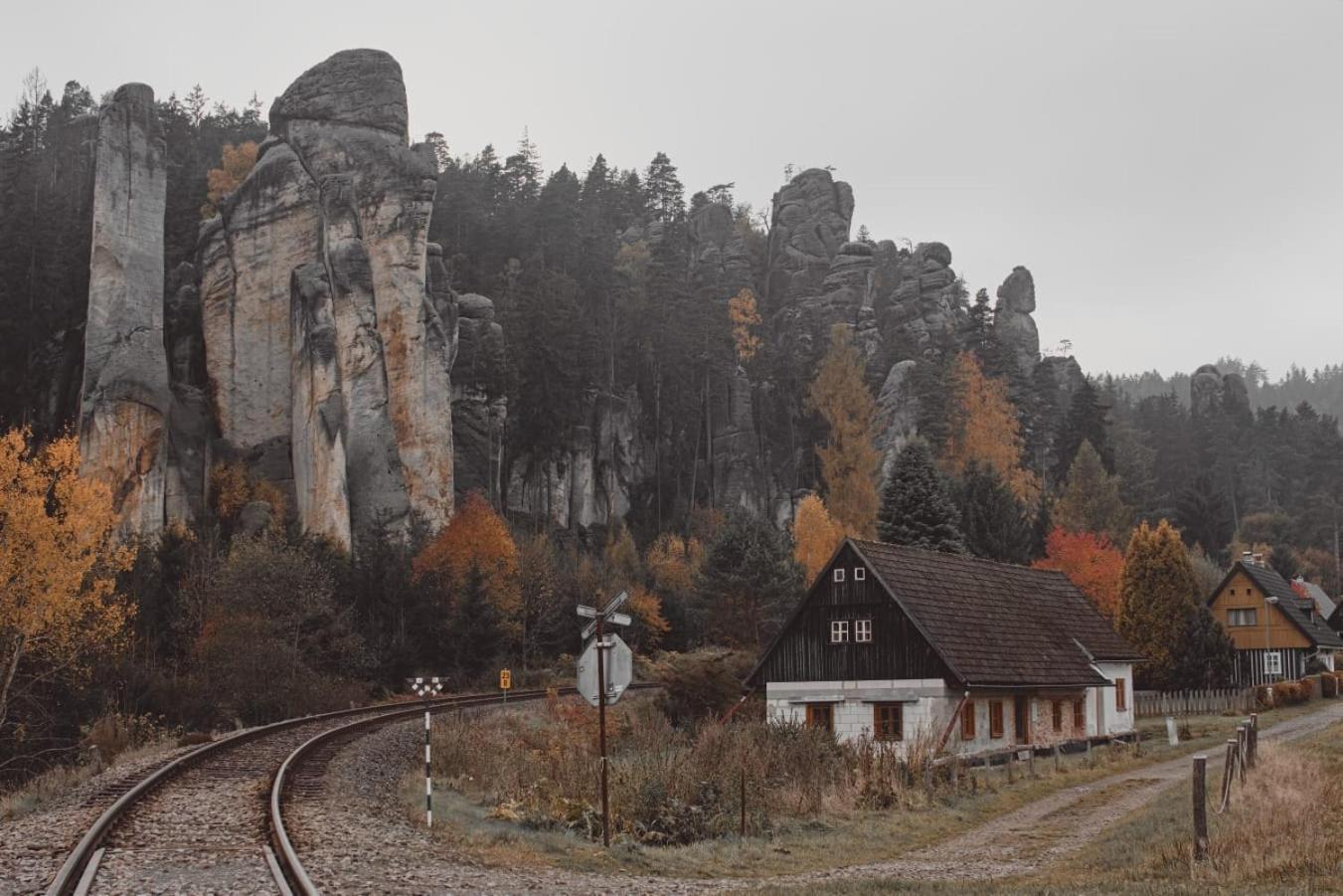 Soukromi Pod Skalami - Dolni Adrspach Bagian luar foto